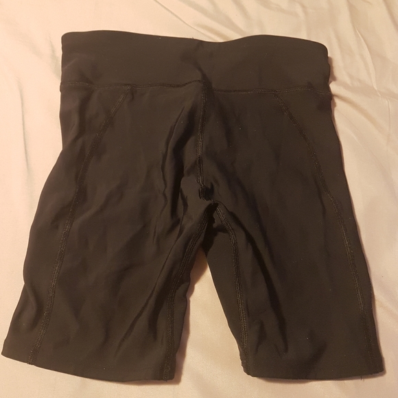 💥2 for 30💥 6" Under Armour Compression Shorts - Picture 5 of 5